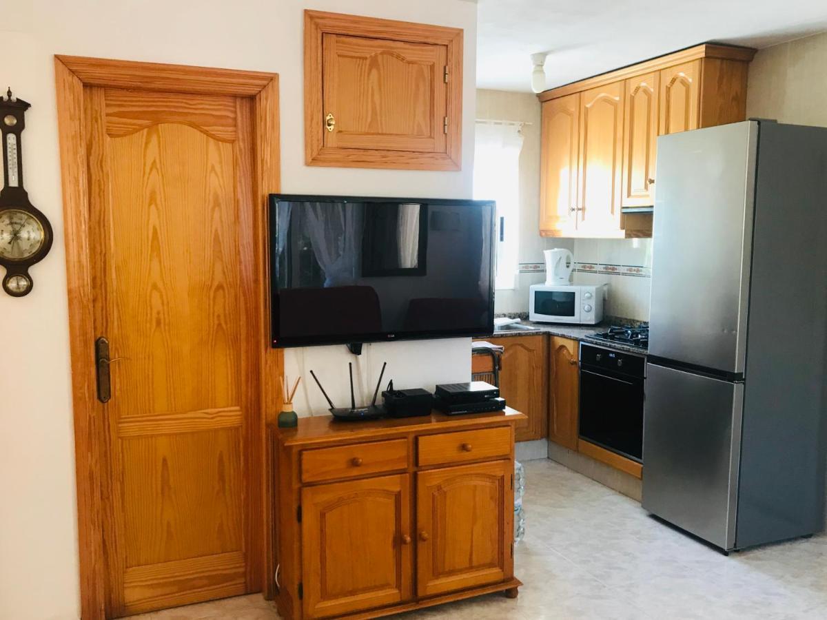 منزل الضيف Les Deveses  في The House المظهر الخارجي الصورة